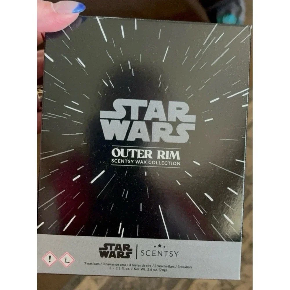 NEW small Scentsy Mod taupe warmer AND Star Wars Outer Rim 3-pack Scentsy bars